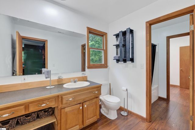 149 Lake Forest Circle, Easley, SC 29642