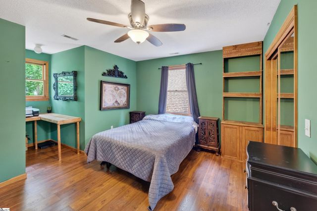 149 Lake Forest Circle, Easley, SC 29642