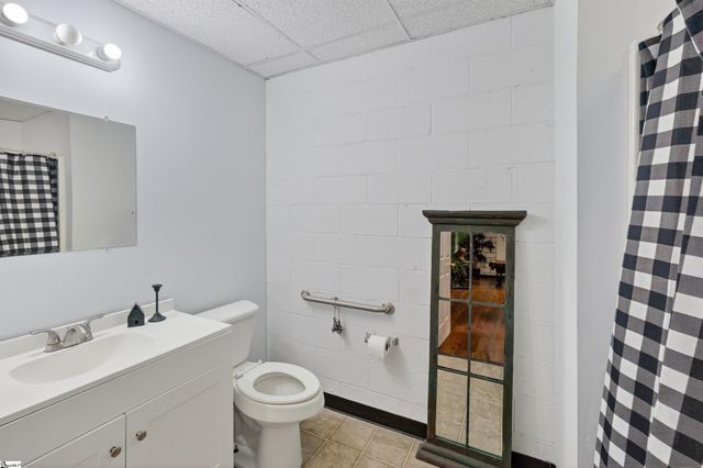 149 Lake Forest Circle, Easley, SC 29642