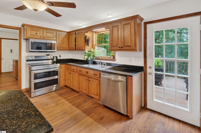 149 Lake Forest Circle, Easley, SC 29642