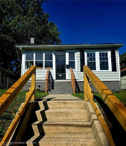 910 Dillard Street, Greensboro, NC 27403