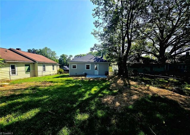910 Dillard Street, Greensboro, NC 27403