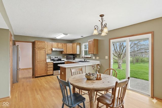 6551 Calla Lily Drive, Indianapolis, IN 46237