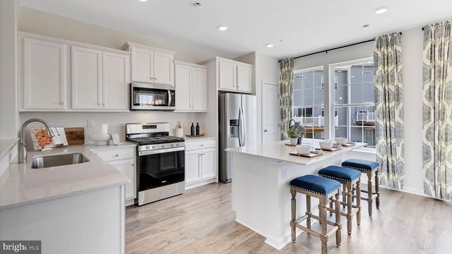 219 WINDING RD, Forks Township, PA 18040