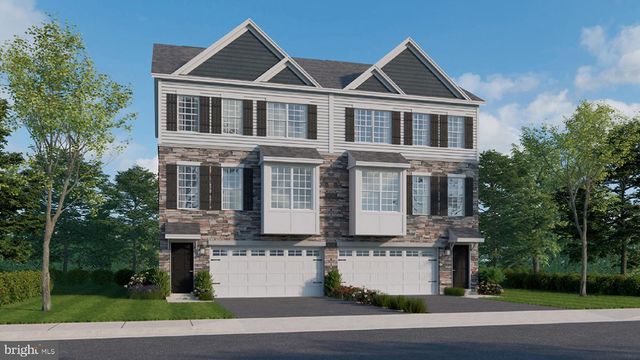 219 WINDING RD, Forks Township, PA 18040