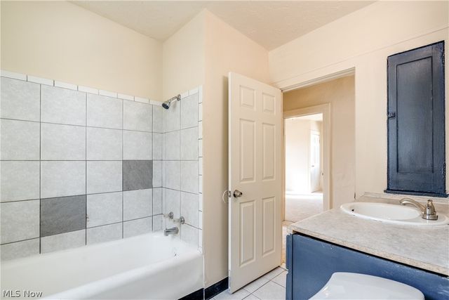 14722 Puritas Avenue, Cleveland, OH 44135