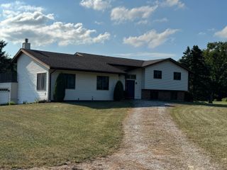 9656 N 200 E, La Porte, IN 46350