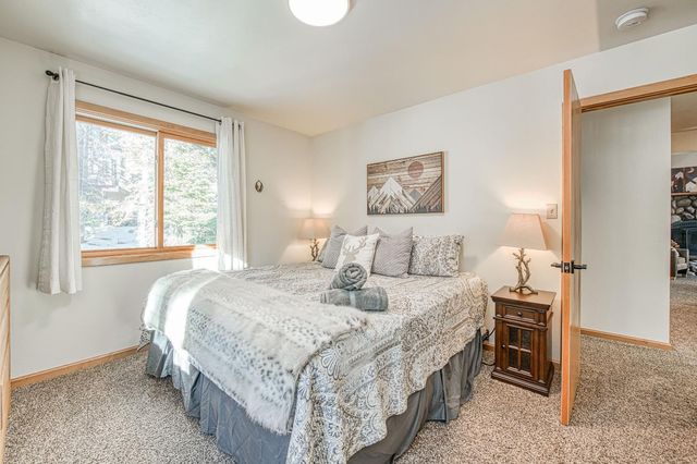 55578 Cordwood Road, Shaver Lake, CA 93664