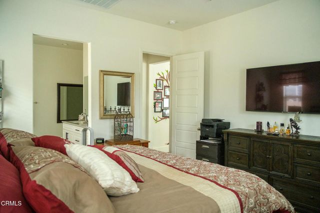 425 Eureka Drive, Santa Paula, CA 93060