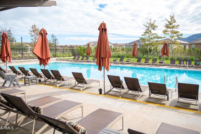 425 Eureka Drive, Santa Paula, CA 93060