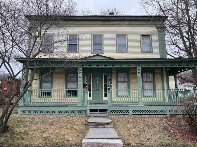 28 Brook Street, Brattleboro, VT 05301
