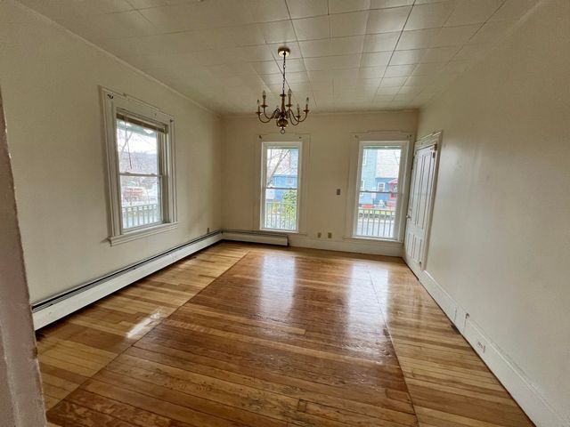 28 Brook Street, Brattleboro, VT 05301