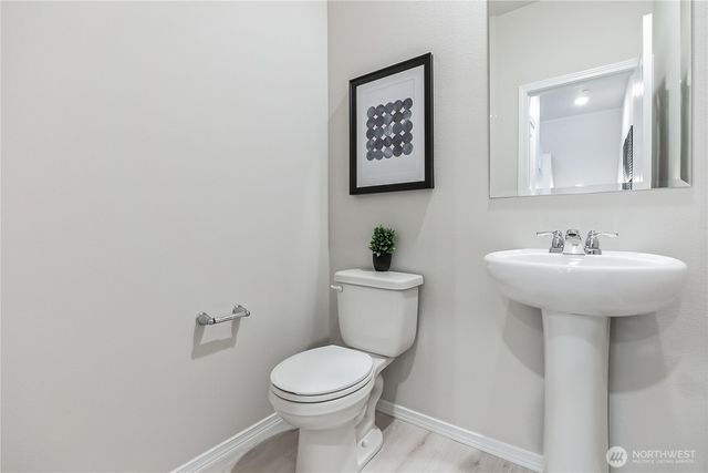 34160 Pinnacle Peak Avenue SE, Black Diamond, WA 98010