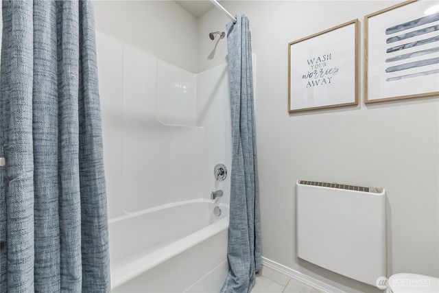 34160 Pinnacle Peak Avenue SE, Black Diamond, WA 98010