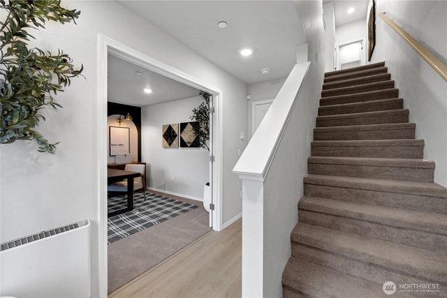 34160 Pinnacle Peak Avenue SE, Black Diamond, WA 98010