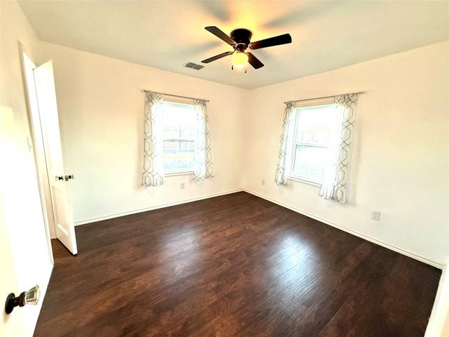 209 County Road 310, Rockdale, TX 76567