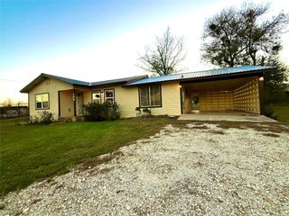 209 County Road 310, Rockdale, TX 76567
