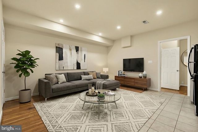 1721 WEST VIRGINIA AVE NE, Washington, DC 20002