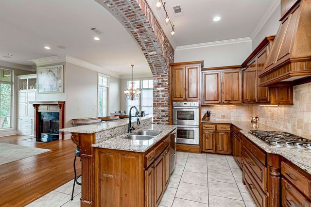 1944 Royal Troon Ct, Zachary, LA 70791