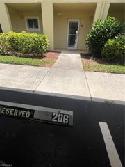 8284 Key Royal CIR 1312, Naples, FL 34119