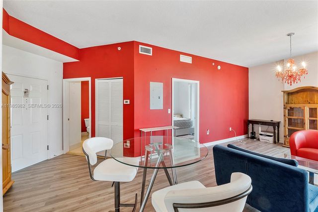 2600 SW 27th Ave PH07, Miami, FL 33133