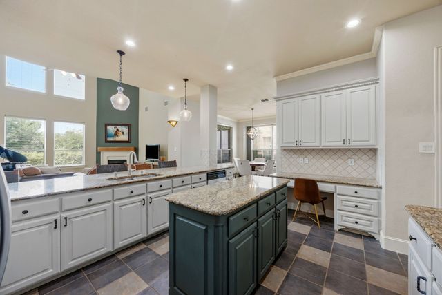 959 Terrace Drive, Lantana, TX 76226