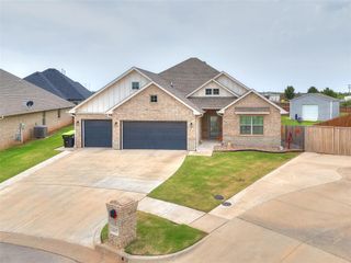 447 NE Auburn Lane, Piedmont, OK 73078