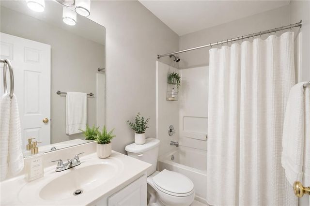 5106 Manerdale Drive SE 1, Atlanta, GA 30339