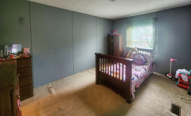 3452 Seventy Six Falls Road Road, Albany, KY 42602