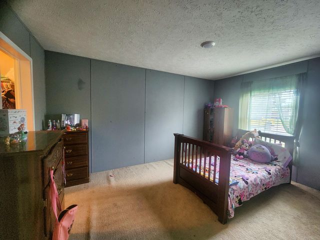 3452 Seventy Six Falls Road Road, Albany, KY 42602