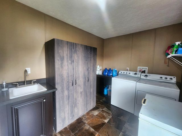 3452 Seventy Six Falls Road Road, Albany, KY 42602