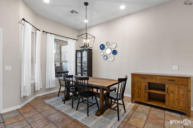 5405 TEXAS STAR LANE, Wichita Falls, TX 76310