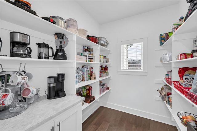 9801 Rebel Road, Gravette, AR 72736