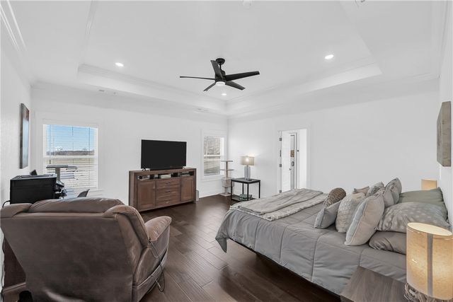 9801 Rebel Road, Gravette, AR 72736