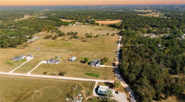 9801 Rebel Road, Gravette, AR 72736