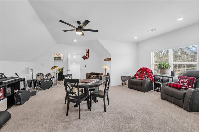 9801 Rebel Road, Gravette, AR 72736