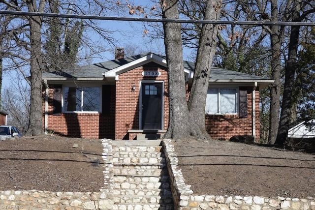 1708 Walker Avenue B, Greensboro, NC 27403