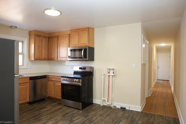 1708 Walker Avenue B, Greensboro, NC 27403