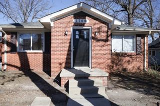 1708 Walker Avenue B, Greensboro, NC 27403