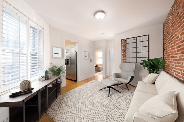 80 Revere 6, Boston, MA 02114