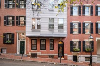 80 Revere 6, Boston, MA 02114