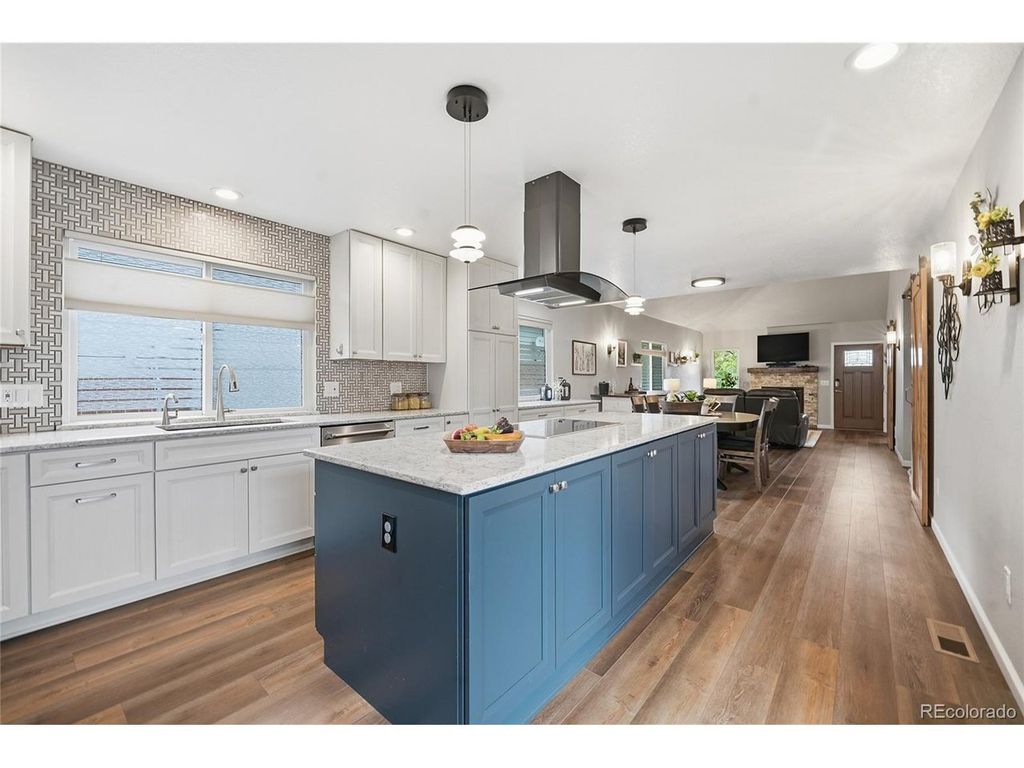 3148 E Long Cir, Centennial, CO 80122