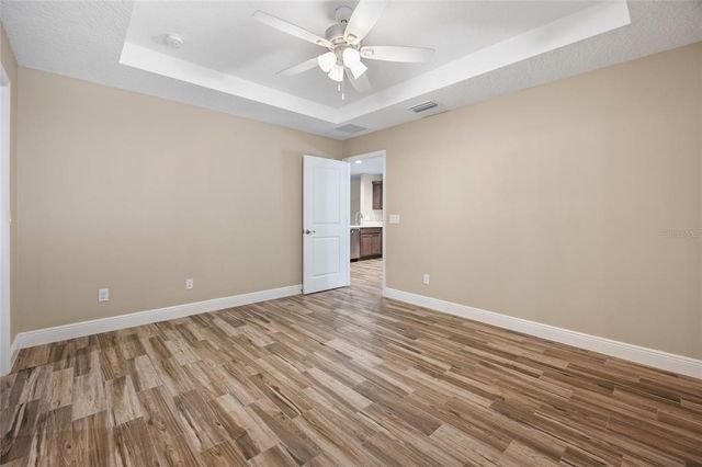 514 WASHINGTON AVENUE, Eustis, FL 32726