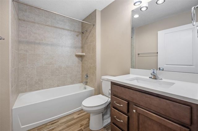 514 WASHINGTON AVENUE, Eustis, FL 32726