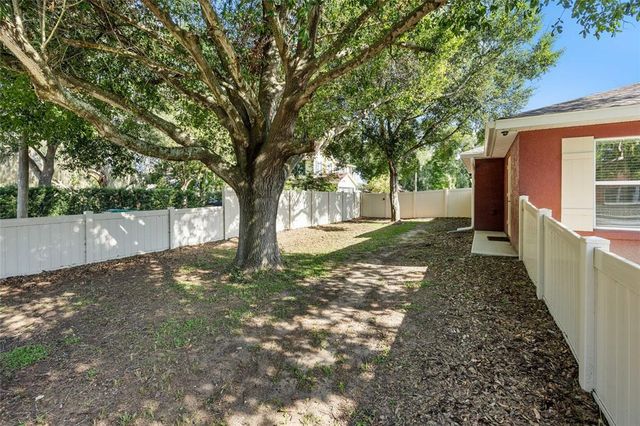514 WASHINGTON AVENUE, Eustis, FL 32726