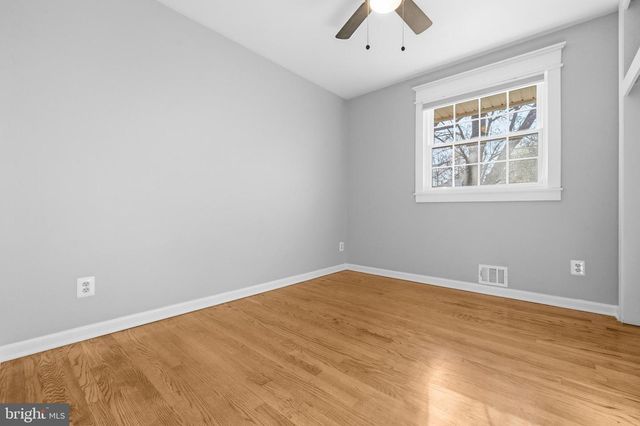 5404 NUTTING DR, Springfield, VA 22151