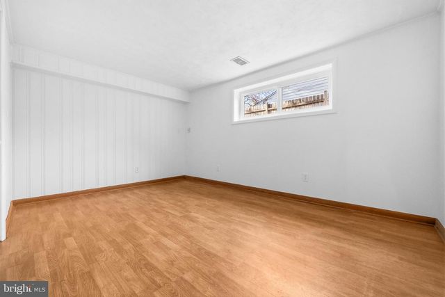 5404 NUTTING DR, Springfield, VA 22151