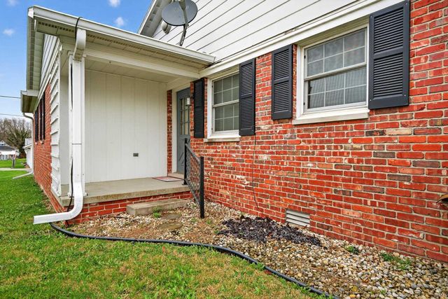 112 W Howard Street, Galveston, IN 46932