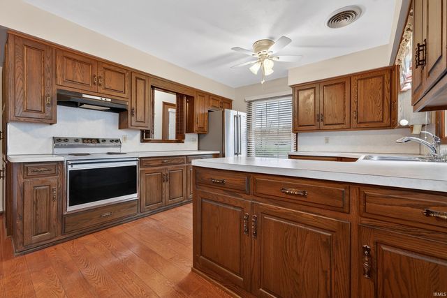 112 W Howard Street, Galveston, IN 46932