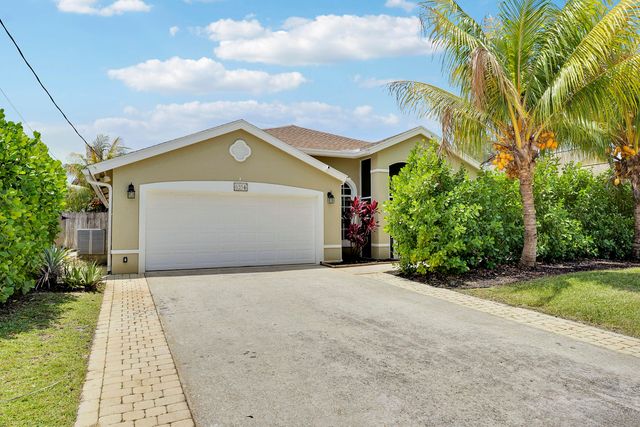 6334 Barbara Street, Jupiter, FL 33458